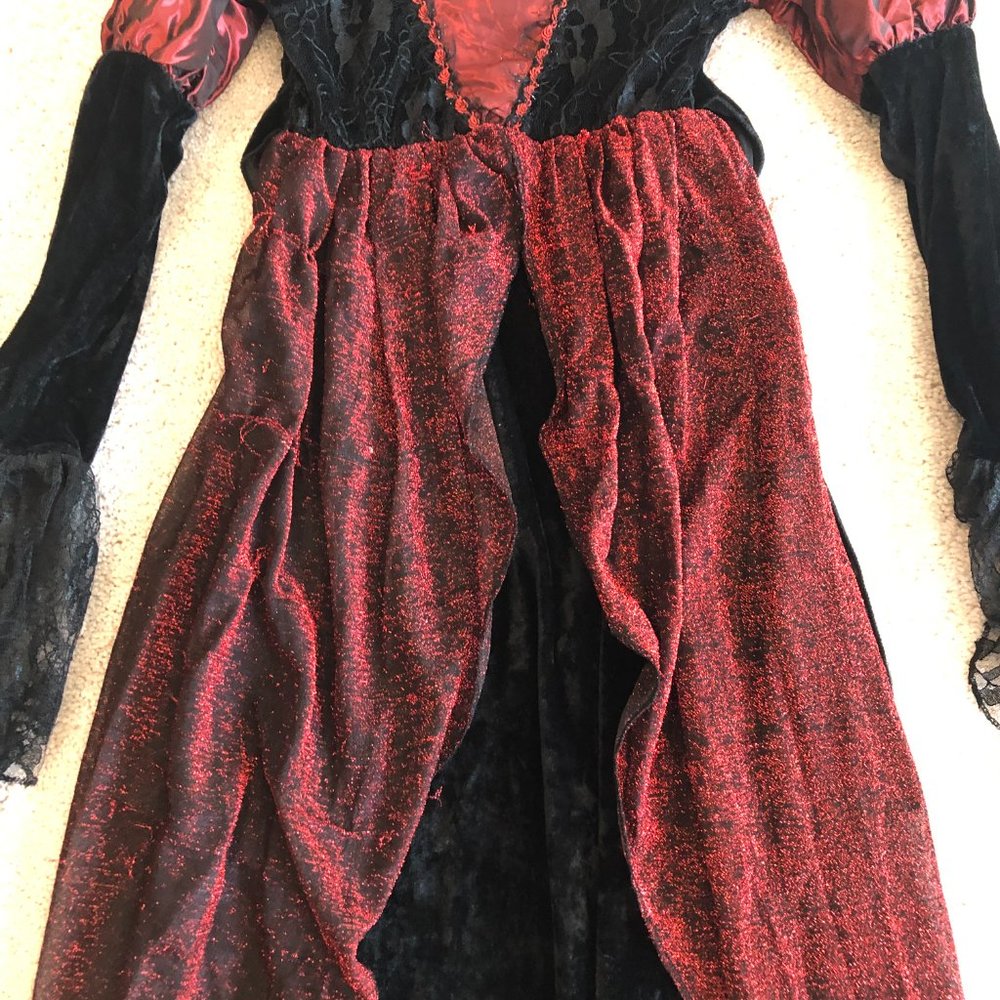 Disguise Princess Vampira Deluxe Costume Halloween Girls Black Red Velvety Dress - Picture 5 of 10